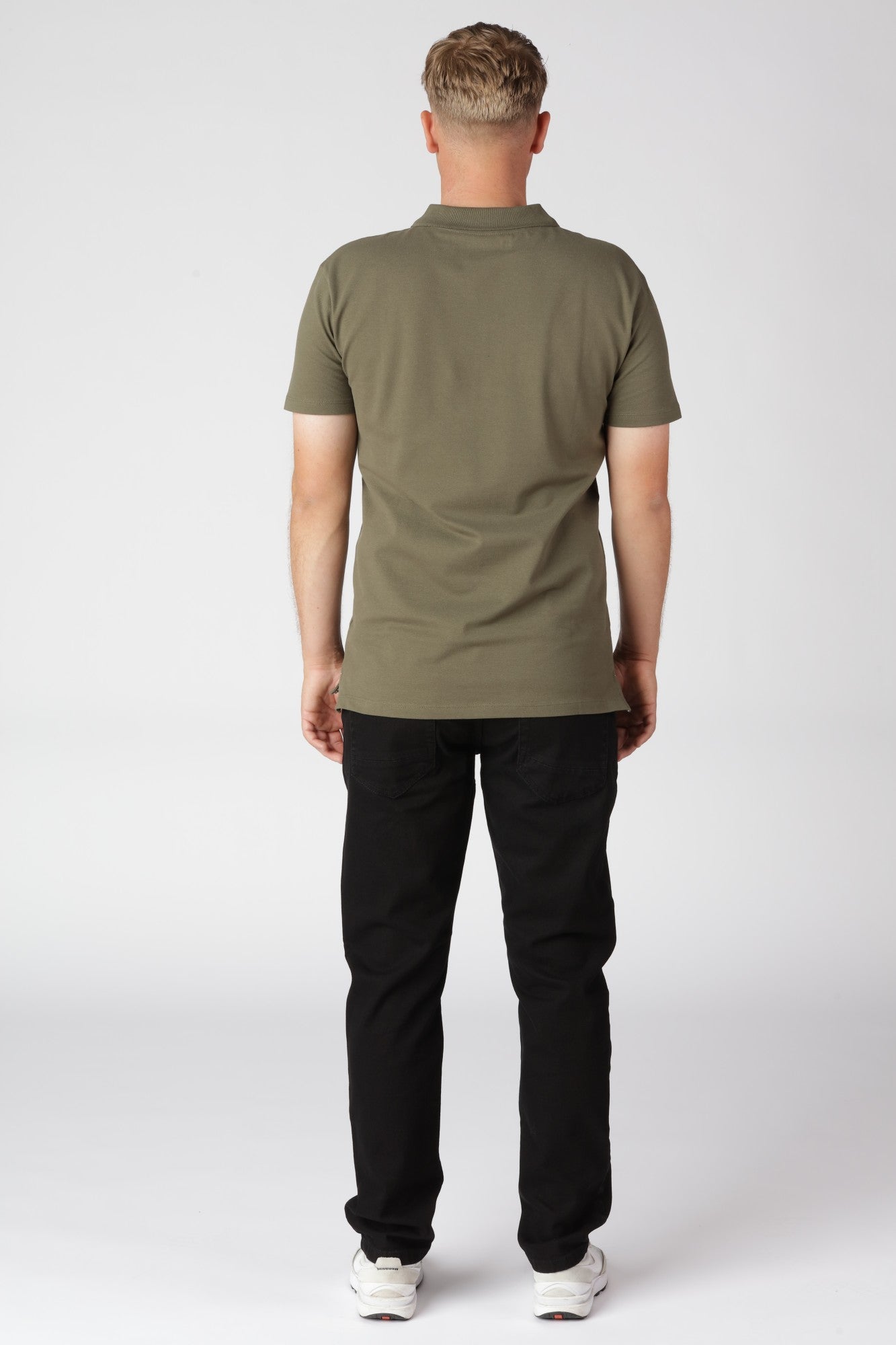 Jeans Tony, Ultra Sort