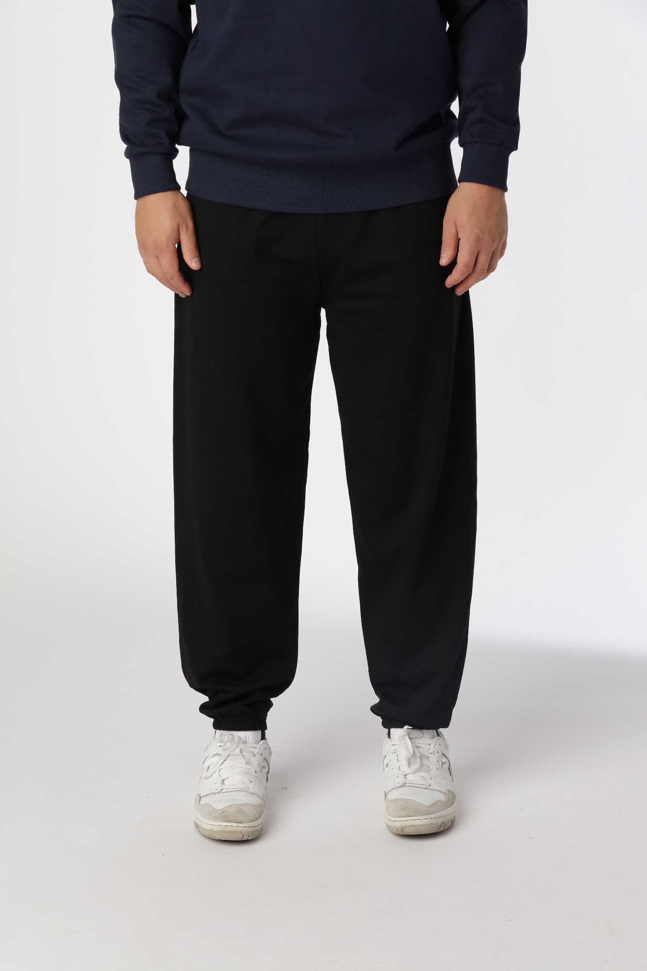 Classic Regular Sweatpants, Sort