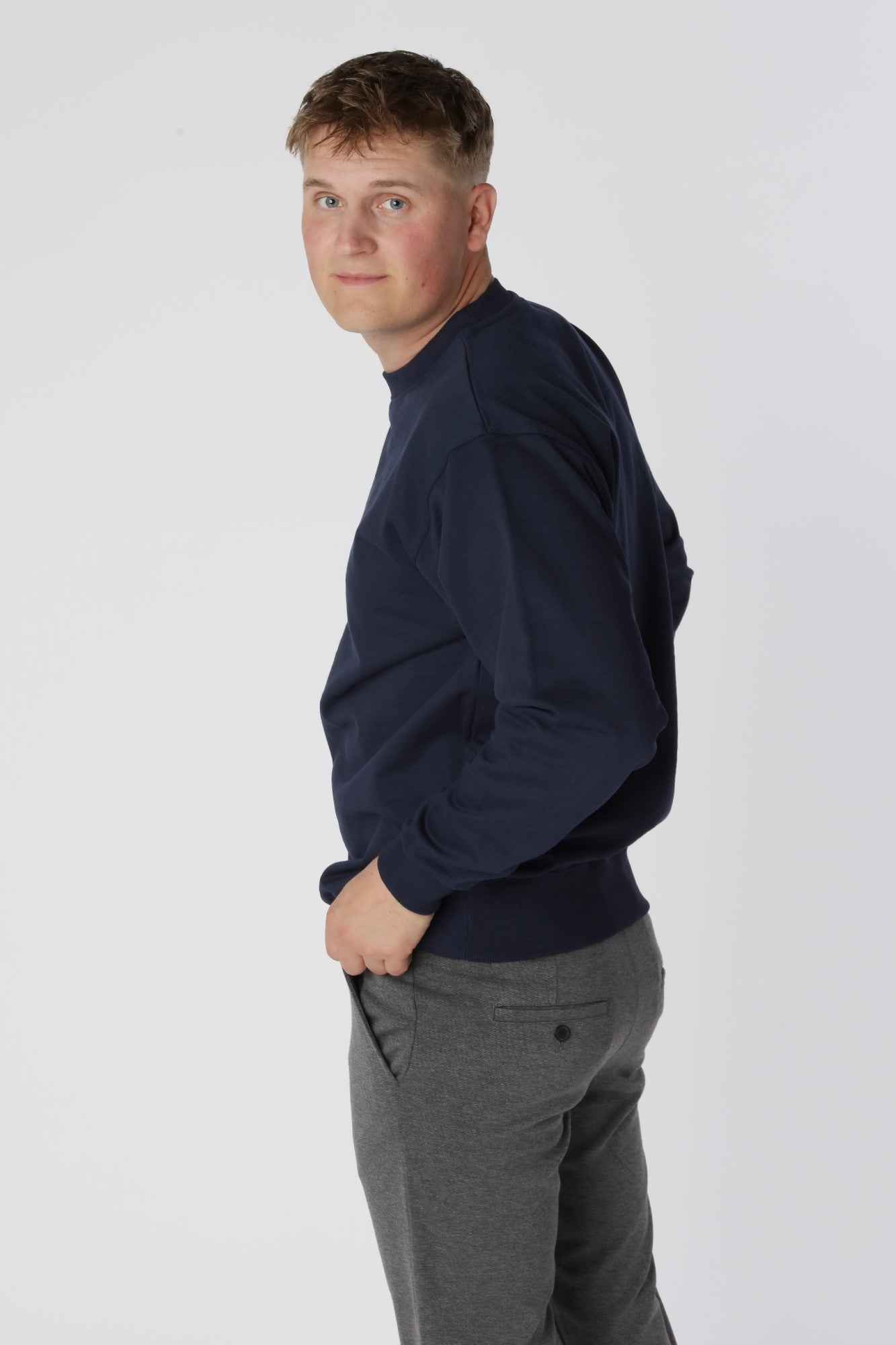 Essential Crewneck, Navy
