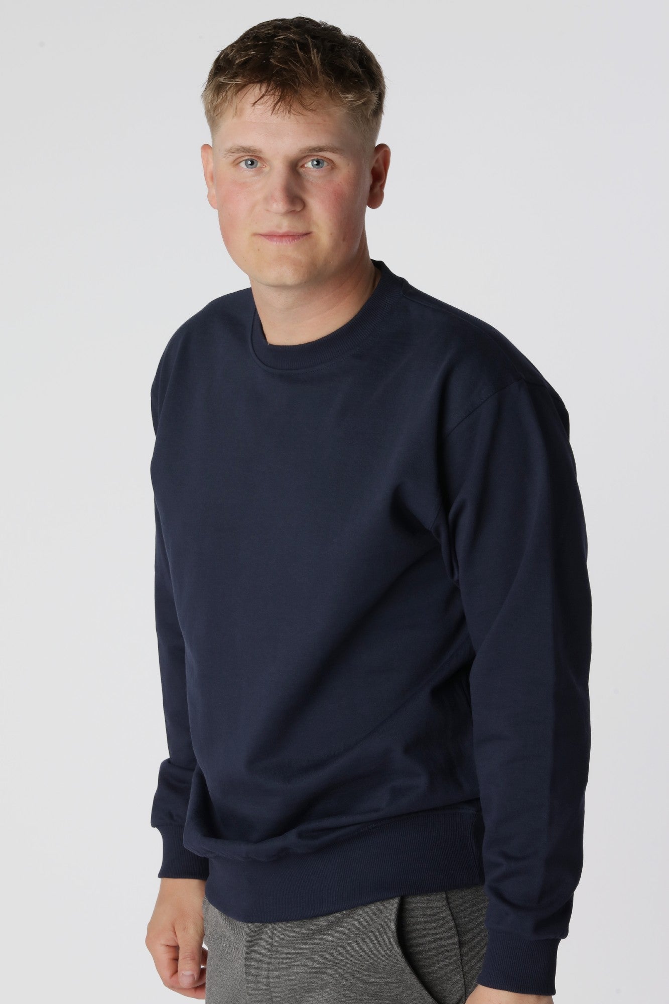 Essential Crewneck, Navy