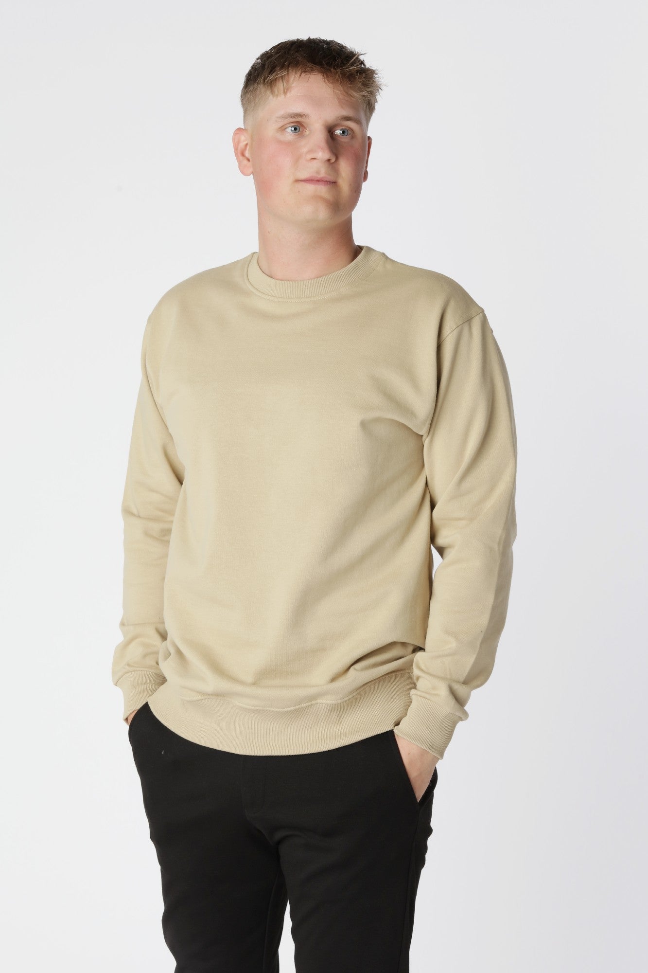 Essential Crewneck, Sand